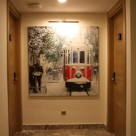Hotel Endless Comfort Taksim 3*
